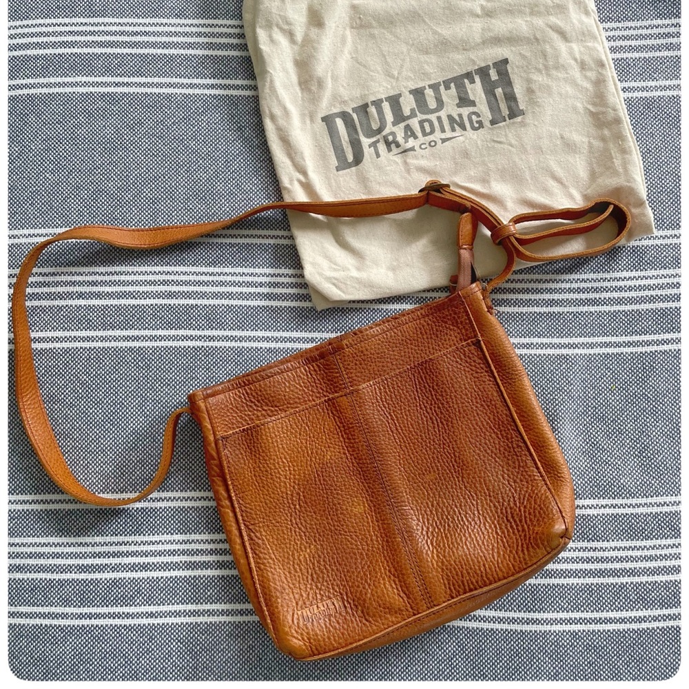 Duluth Lifetime Leather purse bag